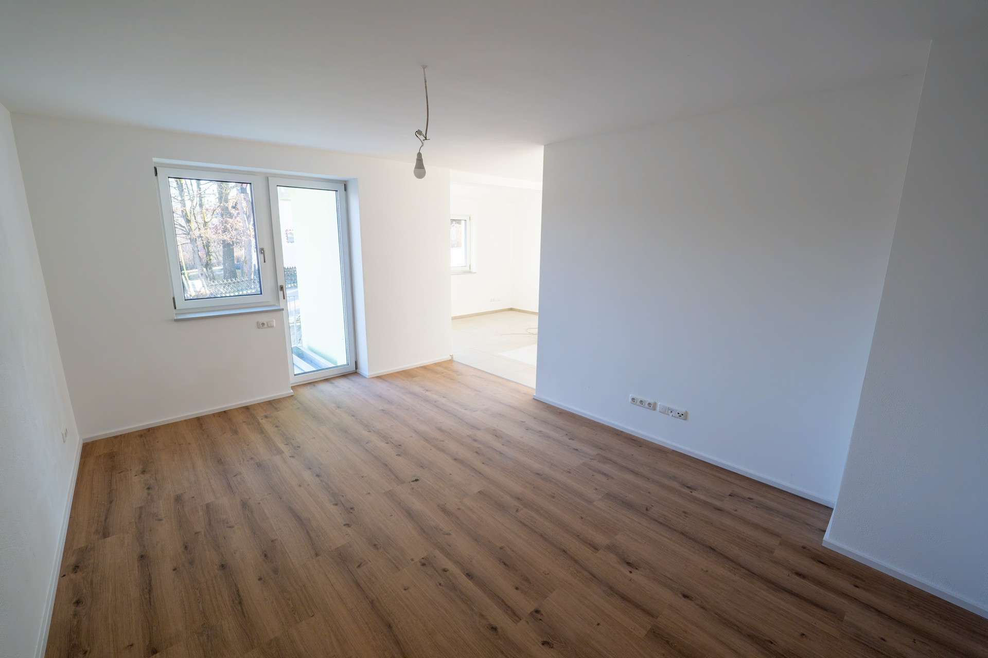 Immobilie in Taching am See - neuwertige komplettmodernisierte
5-Zimmer-Wohnung mit gr. Balkon
in Tengling am Waginger See - Bild 1