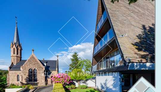 Bild von Provisionsfrei für Käufer: Architektenhaus mit Designmöbeln, Kunst & Burgblick