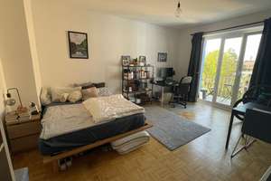 1-Zimmer-Wohnung mit Balkon in Schwabing-West
