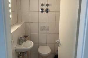 Geschmackvolle,barrierefreie 4-Raum-Wohnung mit Balkon in Wiesbaden-Südost – Die vollständige Adresse der Immobilie erhältst du vom Anbieter., 65189 Südost, Wiesbaden – Vorschaubild 9