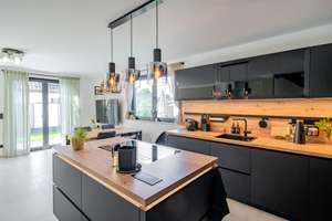 Exklusives energieeffizientes EFH mit PV-Anlage und Einliegerwohnung! – Die vollständige Adresse der Immobilie erhältst du vom Anbieter., 33104 Schloß Neuhaus, Paderborn – Vorschaubild 5