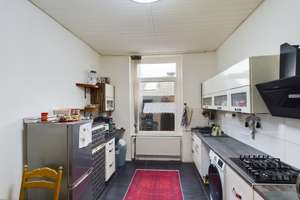 Sanierte 4 Raum Wohnung in zentraler Lage – Die vollständige Adresse der Immobilie erhältst du vom Anbieter., 42281 Barmen, Wuppertal – Vorschaubild 4