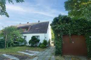 Gemütliche Doppelhaushälfte mit Garten und Garage – Uetersen, Pinneberg (Kreis), 25436 Pinneberg (Kreis) – Vorschaubild 1