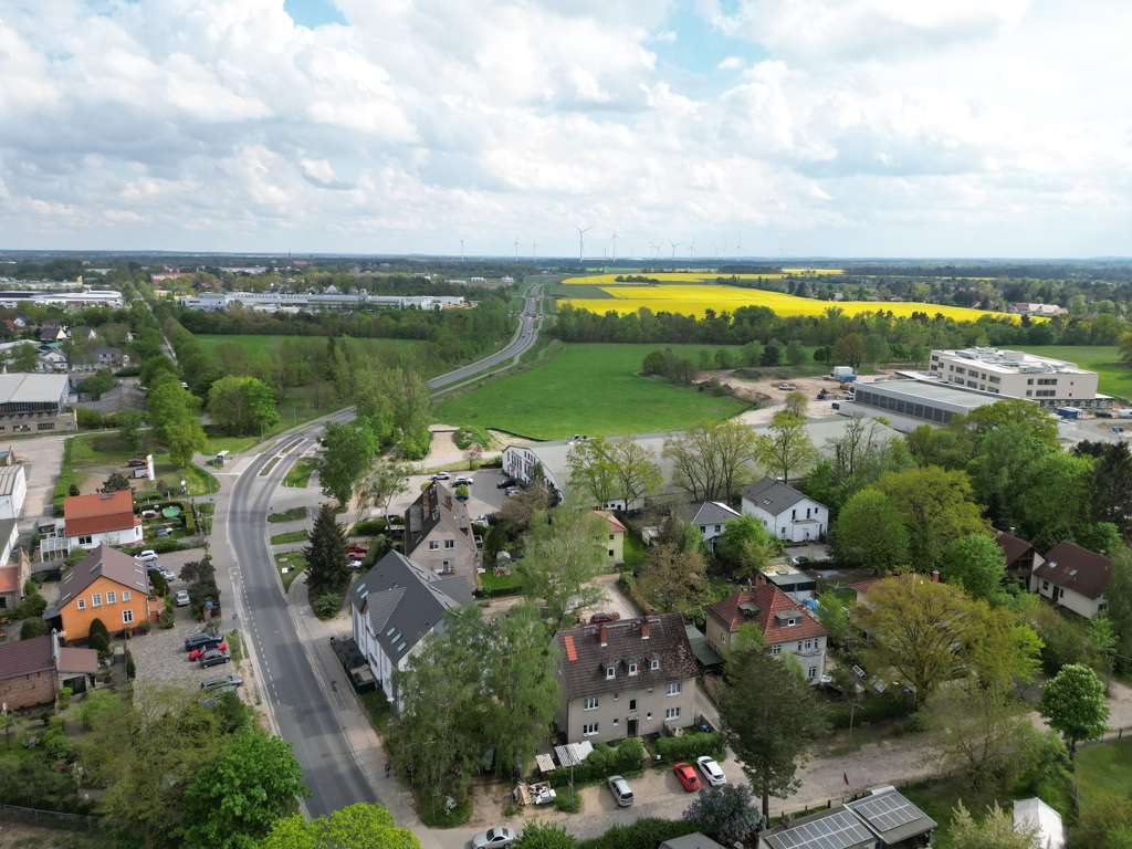 Voll vermietetes 6 Familienhaus innerhalb einer gepflegten Neubausiedlung in Stahnsdorf, Potsdam Mittelmark Kreis – Bild 4