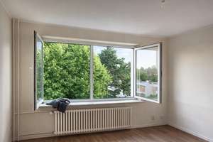 2-Zimmer-Wohnung mit Balkon in begehrter Lage von Berlin Buckow.