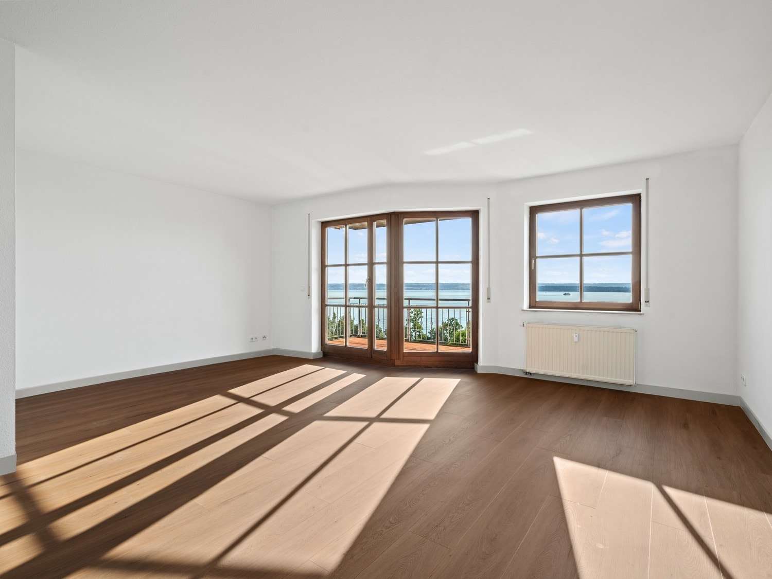 Immobilie in Meersburg - Exklusive 2,5 Zimmerwohnung - grandiose Lage
180° See- und Bergsicht - vis à vis der Insel Mainau - Bild 0