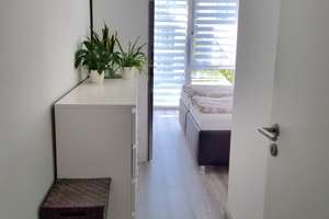Sonnige, barrierefreie 3-Zimmer-Wohnung mit Einbauküche und Süd-Loggia in Perlach, München – Sammy-Drechsel-Straße 31, 81737 Altperlach, München – Vorschaubild 12