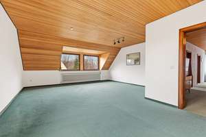 Großzügiges Mehrgenerationenhaus mit Garage in guter und ruhiger Lage von Tonndorf. – Die vollständige Adresse der Immobilie erhältst du vom Anbieter., 22045 Tonndorf, Hamburg – Vorschaubild 19