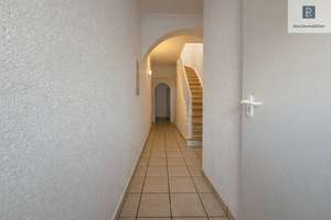 Ideal für Paare und große Familien ! Reihenmittelhaus mit 161 m² Wohnfläche und Garten – Die vollständige Adresse der Immobilie erhältst du vom Anbieter., 51197 Ostheim, Köln – Vorschaubild 2