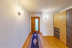** Exklusives Wohnen in IN-Kothau – stilvoll saniertes Reihenhaus in sehr ruhiger Wohnlage ** – Die vollständige Adresse der Immobilie erhältst du vom Anbieter., 85053 Südost, Ingolstadt – Vorschaubild 7