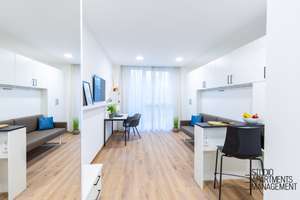 Modernes Studio an der Donau | All-inclusive-Miete, Gym & Co-Working – Haenlinstraße 1, 85055 Nordost, Ingolstadt – Vorschaubild 2