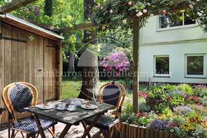 Seltene Gelegenheit in Rotherbaum – Einfamilienhaus mit Gartenidylle in geschützter Innenhoflage – Die vollständige Adresse der Immobilie erhältst du vom Anbieter., 20146 Rotherbaum, Hamburg – Vorschaubild 2
