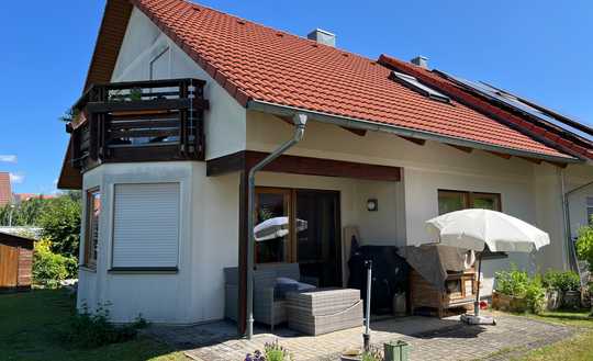 Doppelhaushälfte in Top-Lage von Gomaringen