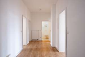 Großzügige 4-Zimmer-Wohnung mit 2 Balkonen | hochwertig saniert | zentrale Lage - Krämpfervorstadt – Stauffenbergallee 64, 99085 Krämpfervorstadt, Erfurt – Vorschaubild 28