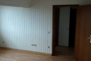 vier Zimmer DG Wohnung in Essen, Freisenbruch – Bochumer Landstraße 343, 45279 Freisenbruch, Essen – Vorschaubild 7