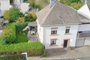 Familienfreundliches Reihenendhaus mit Balkon, Garten und Garage – vielseitig nutzbar! – Die vollständige Adresse der Immobilie erhältst du vom Anbieter., 54318 Mertesdorf – Vorschaubild 2