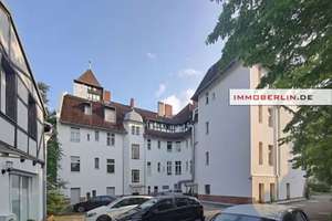 IMMOBERLIN.DE - Stilvolle Stuck-Altbauwohnung mit Südloggia nahe Mexikoplatz – Die vollständige Adresse der Immobilie erhältst du vom Anbieter., 14163 Zehlendorf, Berlin – Vorschaubild 2