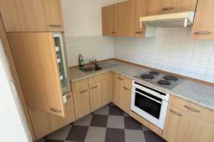 TOP 2 Raum Wohnung mit Laminat + EBK – Hedwigstraße 11, 4315 Neustadt-Neuschönefeld, Leipzig – Vorschaubild 5