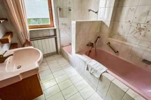 Hochwertiges Einfamilienhaus mit ELW auf Traumgrundstück in Hochspeyer – Die vollständige Adresse der Immobilie erhältst du vom Anbieter., 67691 Hochspeyer – Vorschaubild 8