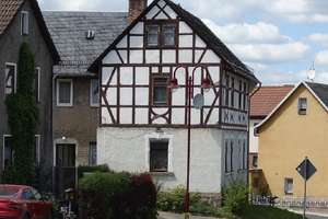 Ein- bis Zweifamilienhaus mit diversen Neben- und einen Scheunengebäude – Die vollständige Adresse der Immobilie erhältst du vom Anbieter., 7368 Remptendorf – Vorschaubild 2