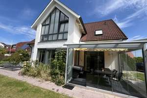 Wohnen mit Charakter: Großzügiges Einfamilienhaus in Rostock – Sonnenblumenweg 98, 18119 Seebad Diedrichshagen, Rostock – Vorschaubild 2