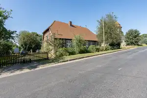 Wunderschön restauriertes Landhaus mit Nebengebäude und großem Grundstück – Ludwigslust (Kreis) – Vorschaubild 2