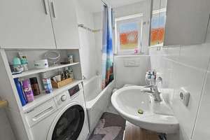 Vermietete 3-Zimmer-Wohnung in Augsburg-Lechhausen – Die vollständige Adresse der Immobilie erhältst du vom Anbieter., 86167 Lechhausen-West, Augsburg – Vorschaubild 8