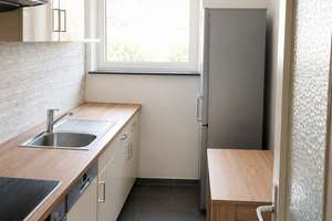 ATTRAKTIVE 3-Zimmmer-Wohnung im Herzen von Uetersen | 65 m² | Balkon – Ahornweg 25, 25436 Uetersen – Vorschaubild 5