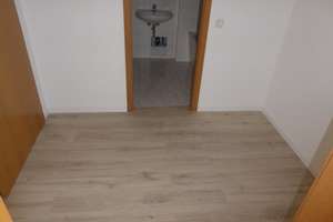 Preiswertes Wohnen für Jung und Alt mit Aufzug und EBK – Philippstraße 8, 9130 Sonnenberg, Chemnitz – Vorschaubild 14