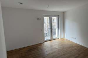 2-Zimmer mit Balkon in Berlin Friedrichshain! – Boxhagener Straße 76 B, 10245 Friedrichshain, Berlin – Vorschaubild 2