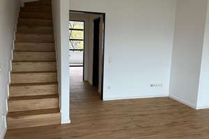 Geschmackvolle 4-Zimmer-Maisonette-Wohnung mit EBK in Düsseldorf – 40219 Unterbilk, Düsseldorf – Vorschaubild 5