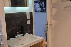Exklusives Einfamilienhaus in Regensburg Graß Godinstraße 2 – Godinstr. 2, 93053 Oberisling-Graß, Regensburg – Vorschaubild 26