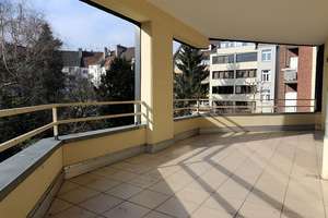 Im begehrten Szene-Viertel Düsseldorf-Flingern Nord: Gut vermietete 3-Raum-Wohnung  mit Balkon