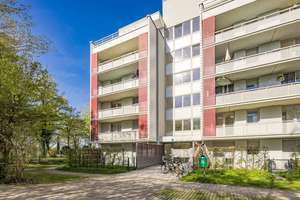 Familientraum mit viel Sonne und Weitblick – Die vollständige Adresse der Immobilie erhältst du vom Anbieter., 81477 Solln, München – Vorschaubild 14