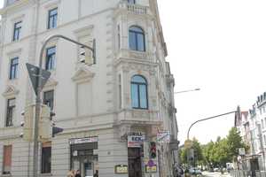 Stilvolle, modernisierte 2-Zimmer-Wohnung mit Einbauküche in Aachen – Vaalser Str 53, 52074 Aachen – Vorschaubild 1
