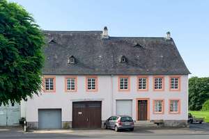 Mülheim (Mosel): Historisches Winzeranwesen mit ansprechendem Garten, Scheune und schöner Wohnlage – Die vollständige Adresse der Immobilie erhältst du vom Anbieter., 54486 Mülheim (Mosel) – Vorschaubild 3