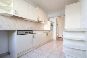 Helle 3-Zimmer-Wohnung in Wiesbaden-Nordenstadt mit Balkon und zwei Außenstellplätzen – Die vollständige Adresse der Immobilie erhältst du vom Anbieter., 65205 Nordenstadt, Wiesbaden – Vorschaubild 10