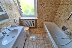 Perfekt für die Familie: Reihenmittelhaus in guter und ruhiger Lage mit Garten und Garage – Die vollständige Adresse der Immobilie erhältst du vom Anbieter., 90455 Kornburg, Worzeldorf, Nürnberg – Vorschaubild 12