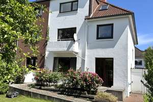 Bremerhaven Mitte: Historischer Altbaucharme trifft auf stilvolles Wohnen mit traumhaftem Garten • O – Die vollständige Adresse der Immobilie erhältst du vom Anbieter., 27568 Mitte, Bremerhaven – Vorschaubild 19