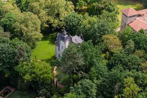 Traumhaftes Villenanwesen auf einem parkähnlichem Grundstück in Bestlage – weitere Bebauung möglich – Die vollständige Adresse der Immobilie erhältst du vom Anbieter., 14482 Babelsberg Nord, Potsdam – Vorschaubild 4