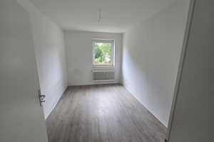 Schöne Wohnung in Hassels mit Vinyl-Böden – Langfuhrstr. 6, 40599 Düsseldorf – Vorschaubild 7