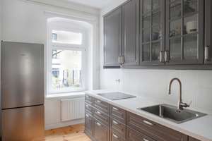 Charmante 3-Zimmer-Altbauwohnung im Samariterkiez – Die vollständige Adresse der Immobilie erhältst du vom Anbieter., 10247 Friedrichshain, Berlin – Vorschaubild 2