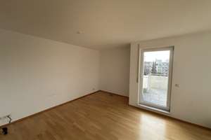 3,5 Zimmer Eigentumswohnung mit Penthouse-Charakter in begehrter Aussichtslage in Reutlingen – Sophie-Scholl-Straße 46, 72762 Reutlingen-Mitte, Reutlingen – Vorschaubild 4