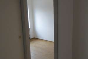 Schöne 3-Zimmer-Wohnung im Zentrum von Traunstein – Die vollständige Adresse der Immobilie erhältst du vom Anbieter., 83278 Traunstein – Vorschaubild 11