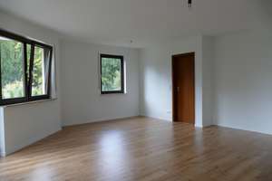 Sofort einziehen: Schöne Wohnung mit XL-Gartenterrasse im Architektenhaus in Halbhöhenlage – Hornbergstr 159, 70186 Gaisburg, Stuttgart – Vorschaubild 4