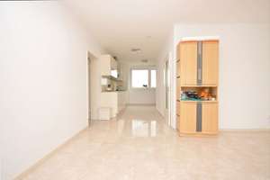 Sonnige, gepflegte 4-Zimmer-Wohnung mit Balkon + Einbauküche in Vorsfelde... – 38448 Vorsfelde, Wolfsburg – Vorschaubild 5
