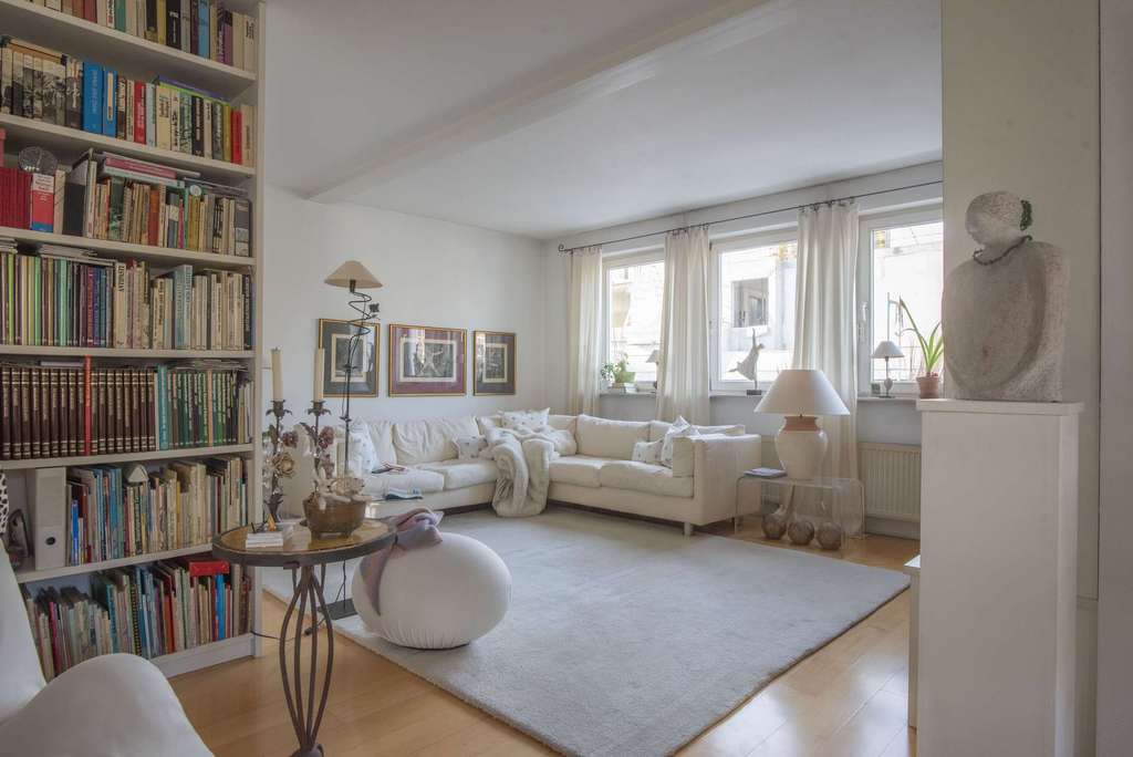 Immobilie in Bad Homburg vor der Höhe - Besondere Gelegenheit: Penthouse-Maisonette (Nießbrauch!) in Top-Lage! - Bild 1