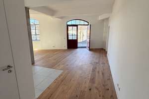 Exklusive Wohnung 13 direkt am Rhein