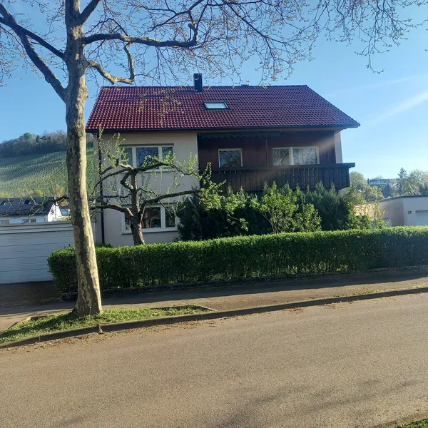 3Rm MFH – Metzingen-Ösch – hillside garden & 2 garages - 3