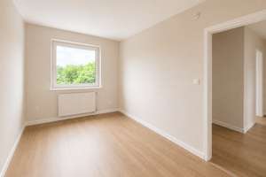 Bonn Alt-Tannenbusch. 3 ZKB und Sonnenbalkon – Stettiner Straße 3, 53119 Tannenbusch, Bonn – Vorschaubild 4